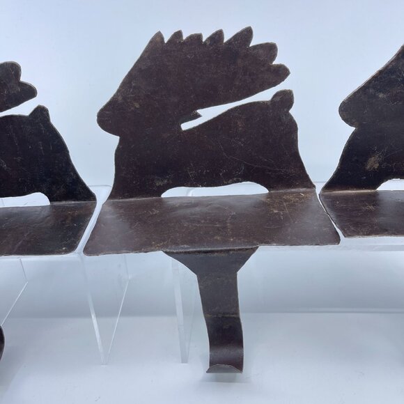 vintage sheet metal santa sleigh and 3 reindeer stocking holder set of 4 - Picture 8 of 9